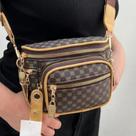 Bolsa Pochete Inspiração Praticidade, Estilo e Transversal