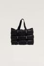 Bolsa Puffer Nun Cor:Preto Bolsa Puffer Nun Cor:Preto