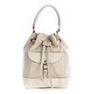 Bolsa saco Natasha em couro marfim Bolsa saco Natasha em couro marfim