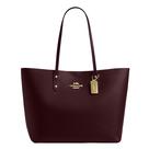 Bolsa Tote Coach Town em Couro Granulado com Fecho de Pressão