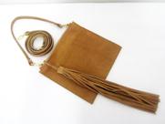 Bolsa transversal em camurça maria adna