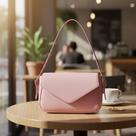 Bolsa Transversal Pequena Com Flap Envelope De Ombro