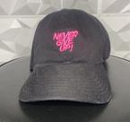 Boné Big Croc Never Give up - Preto ( bordado rosa )
