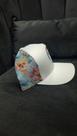 Boné branco com floral masculino aba torta