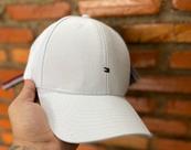 Bone branco masculino