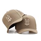 Boné Casual Bege Feminino Snapback Masculino Use Young