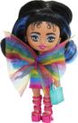 Boneca Barbie Extra Mini Minis com vestido arco-íris 8,25 cm com acc