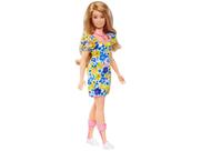 Boneca Barbie Fashion Fashionista Sindrome de DOWN Mattel HJT05