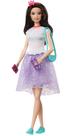 Boneca Barbie Princess Adventure Renee 30 cm com moda e acessórios