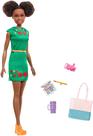 Boneca Barbie Travel Nikki - Cabelo Castanho, Orelhas de Gatinho e 5 Peças