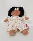 Boneca De Pano Lara Negra Morena Pelúcia Rosê Nude Floral 41cm