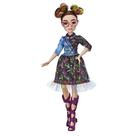 Boneca fashion Disney Descendants Dizzy com acessórios
