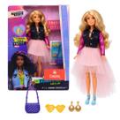 Boneca Fashionista Jeans Articulada Com Acessórios - Castela