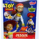 Boneca Jessie Toy Story Articulada Com Som - Disney Pixar