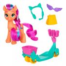 Boneca My Little Pony Rolling Scooter F8725 F8737 - Hasbro