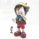 Boneca Pinocchio, edição limitada, feita à mão de 27 cm com grilo pequeno Boneca Pinocchio, edição limitada, feita à mão de 27 cm com grilo pequeno
