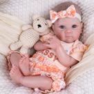 Boneca Reborn Aori Lifelike Girl de 50 cm com membros dobráveis Boneca Reborn Aori Lifelike Girl de 50 cm com membros dobráveis