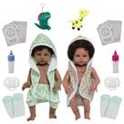 Boneca Reborn Negra Gêmeos Realistas Roupão Girafa e Jacaré Boneca Reborn Negra Gêmeos Realistas Roupão Girafa e Jacaré