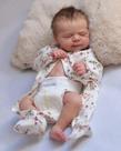 Boneca Reborn Zero Pam Realistic Sleeping Girl 45 cm com cabelo