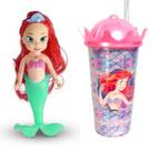 Boneca Sereia com Luz Acessórios e Copo da Pequena Sereia Ariel