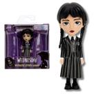 Boneca Wandinha Addams Uniforme Wednesday Metal 2,5 Polegadas
