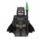 Boneco Armored Batman Bloco de Montar