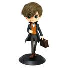 Boneco Banpresto Qposket Fantastic Beasts Newt Scamander 2 V.a 18523 Boneco Banpresto Qposket Fantastic Beasts Newt Scamander 2 V.a 18523