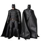 Boneco Batman 16cm Articulado e acessorios Action Figure MAF056 Boneco Batman 16cm Articulado e acessorios Action Figure MAF056
