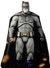 Boneco colecionável HiPlay Fondjoy Bat Superhero 20cm DC1008