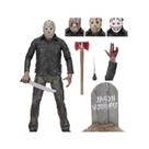 Boneco de ação Friday the 13th Jason Voorhees 18 cm com acesso.