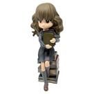 Boneco Plastoy Harry Potter Hermione Pile Of Spell Books 3521320606231