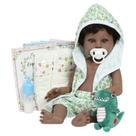 Boneco Reborn Negro Realista Com Saída de Banho Jacarezinho Boneco Reborn Negro Realista Com Saída de Banho Jacarezinho