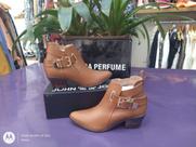 bota cano baixo rasteira lança perfume (T-34)