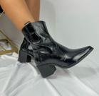 Bota cano médio preta