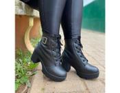 Bota coturno Feminino em material sintético