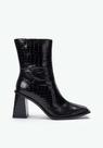 Bota Couro Croco Bico Quadrado Preto ( 537BO000657)