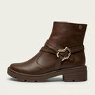 Bota Dakota Cano Curto Tira com Fivela REF:D2403 Bota Dakota Cano Curto Tira com Fivela REF:D2403