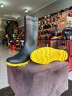 Bota de chuva - grendene ( sola amarela ) - Bota de chuva - grendene ( sola amarela ) -