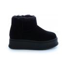 Bota de Pelos Forrada Plataforma Cano Baixo Preto