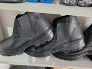 Bota de serviço
