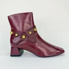 Bota feminina bordô em couro cano curto e bico quadrado 1919