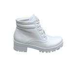 Bota Feminina Coturno Botinha Off White Cano Baixo Salto Médio Tratorada Bota Feminina Coturno Botinha Off White Cano Baixo Salto Médio Tratorada