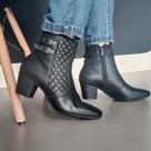 Bota Feminina Lavalleja Cano Médio Salto Bloco