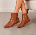 Bota Feminina Tamanho Especial 41 ao 44 Sem Salto Cano Curto Caramelo com Tira Removível 2 em 1 Conforto Bota Feminina Tamanho Especial 41 ao 44 Sem Salto Cano Curto Caramelo com Tira Removível 2 em 1 Conforto