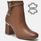 Bota Feminina Via Marte Cano Curto Marrom Couro Salto Bloco 8cm