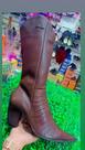 Bota marrom Bota marrom