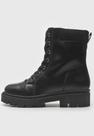 Bota Mooncity Montaria com Zíper e detalhe em camurça Outono Inverno 2024