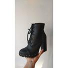 Bota Ramarim cano curto com salto preto Ref.: 18-53104