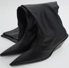 Bota Zara sobre o joelho com salto cowboy