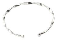 Bracelete Aberto Fio Torcido Com Detalhe Bolinha 4mm 4,5g Bracelete Aberto Fio Torcido Com Detalhe Bolinha 4mm 4,5g